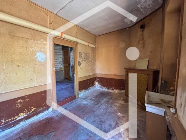 Maison 8 pièce(s) 3 chambre(s) 94 m²