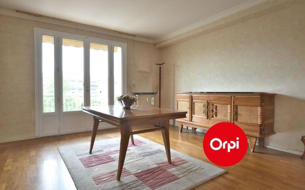 Appartement à vendre    3 pièces • 75,55 m2 Saint-Priest