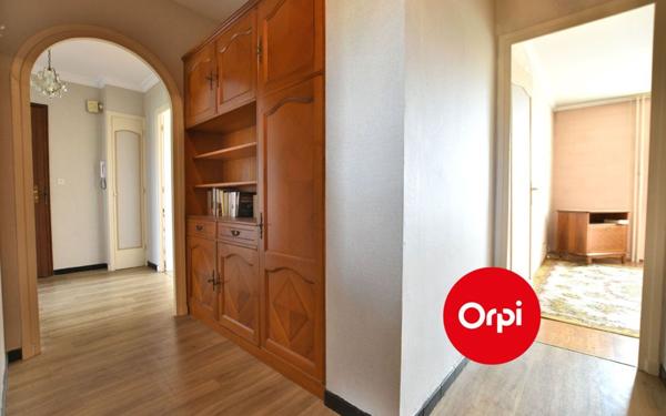 Appartement à vendre    3 pièces • 75,55 m2 Saint-Priest