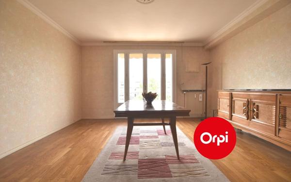 Appartement à vendre    3 pièces • 75,55 m2 Saint-Priest