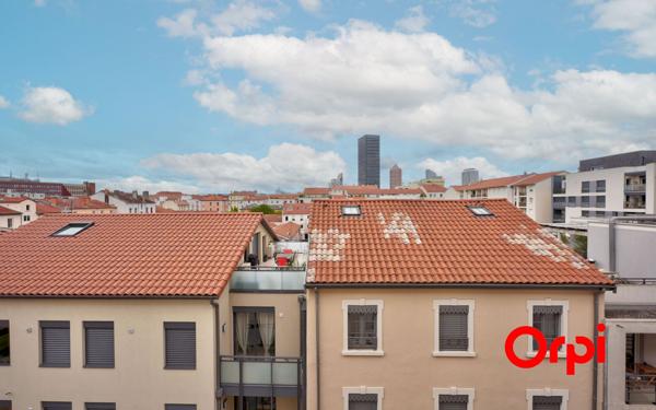 Appartement à vendre    2 pièces • 50,44 m2 Lyon 3