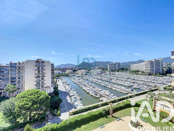 Appartement à vendre 4 pièces 110 m² Mandelieu-la-Napoule