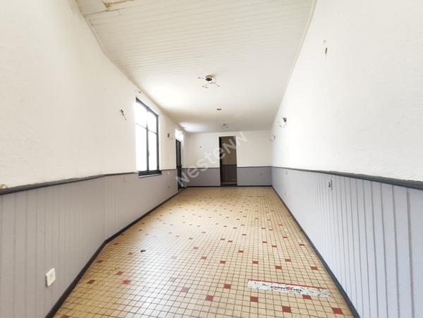 Maison a vendre a Locmine avec local commercial et appartement T4