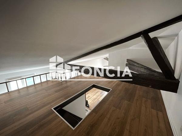 Location Studio 40.2 m² - 89 RUE LEYTEIRE Bordeaux 33000