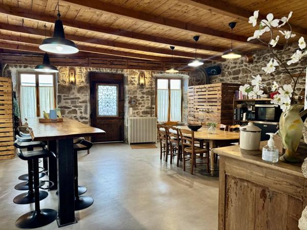 Vente Maison de village 6 pièces 195 m2 à Montaigut-le-Blanc