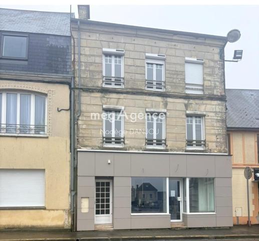 Immeuble à CAUMONT SUR AURE, 14240 - 118m²