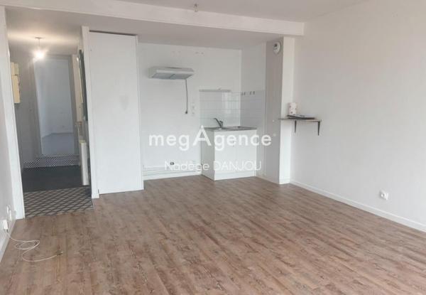 Immeuble à CAUMONT SUR AURE, 14240 - 118m²