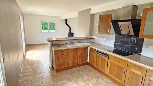 Vente Maison 8 pièces 147 m2 à Argences