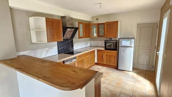 Vente Maison 8 pièces 147 m2 à Argences