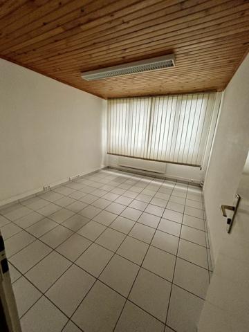 BUREAUX à LOUER de 115 m²