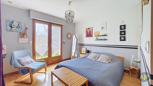 Maison à vendre Cestas - 6 pièces, 160m² avec 3 chambre(s) à 348 800€ - AJP Immobilier Cestas