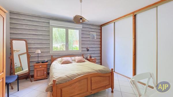 Maison à vendre Cestas - 6 pièces, 160m² avec 3 chambre(s) à 348 800€ - AJP Immobilier Cestas
