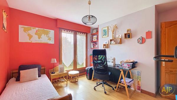 Maison à vendre Cestas - 6 pièces, 160m² avec 3 chambre(s) à 348 800€ - AJP Immobilier Cestas