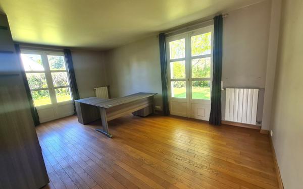 Maison à vendre    5 pièces • 160 m2 Ozoir-la-Ferrière