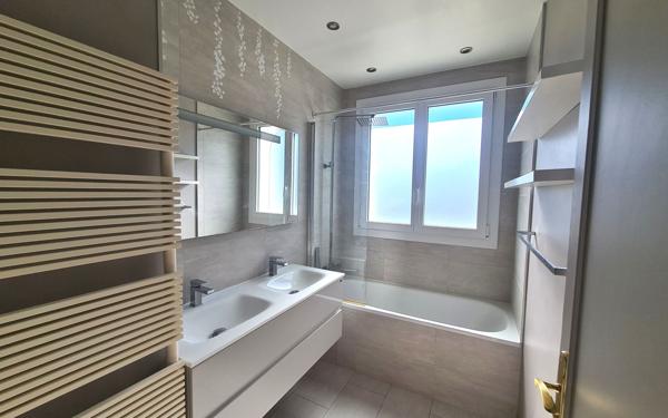 Maison à vendre    5 pièces • 160 m2 Ozoir-la-Ferrière