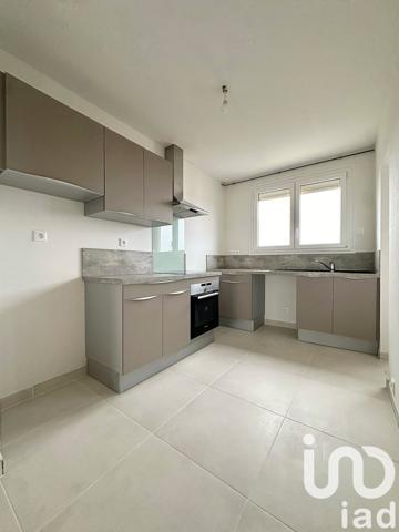 Appartement 3 pièces de 63 m² à Saint-André-les-Vergers (10120)