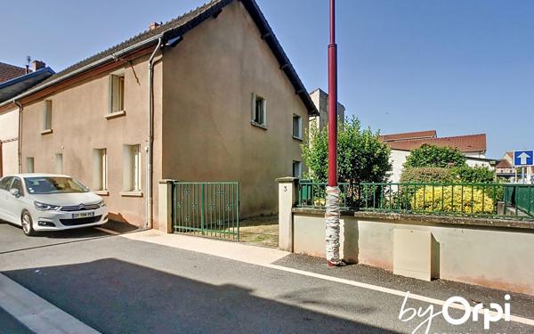 Maison à vendre    6 pièces •  Commentry