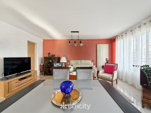 Appartement 3 pièces - 58 m² Exclusivité efficity
