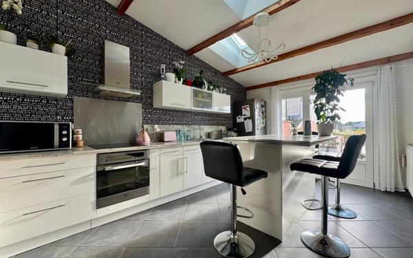 Maison à vendre    4 pièces • 101 m2 Saint-Quentin