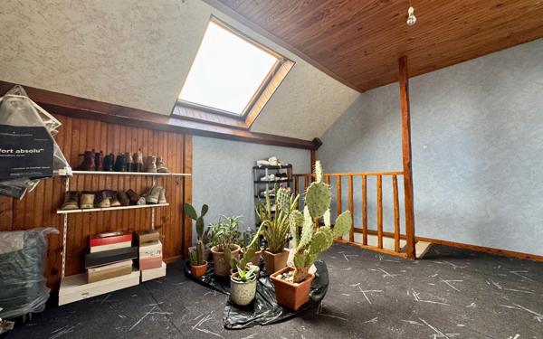 Maison à vendre    4 pièces • 101 m2 Saint-Quentin