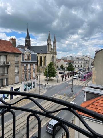 Dpt Marne (51), à louer REIMS appartement T3