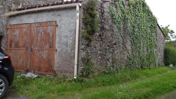 Double Maison Gétigné (117.78 et 80,85 M²) 8 P . 5 Chs . 198.63 M² . T 557 M² . Garage