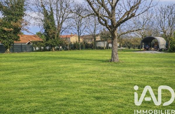 Terrain à vendre 1 046 m² Saint-Bonnet-de-Mure