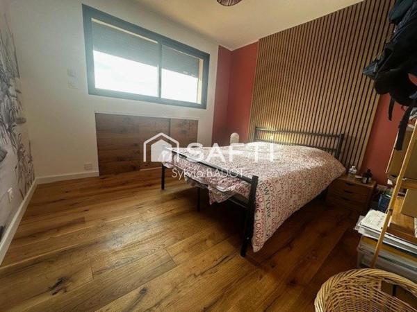 EXCLUSIVITE MAISON DE 100M2 SUR 500M2 AVEC VUE DOMINANTE + GARAGE + PISCINE