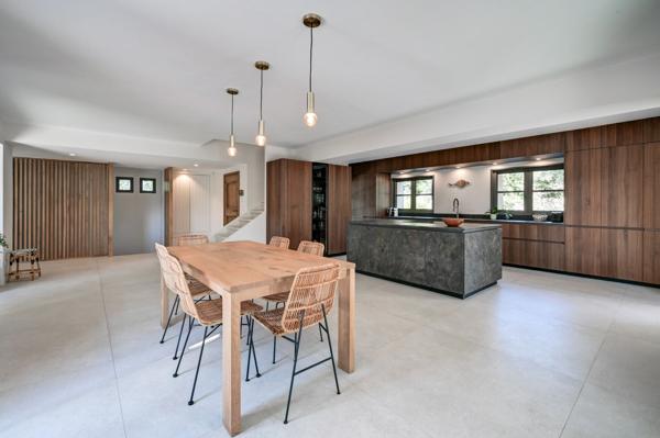 Vente Maison de luxe Aix-en-Provence 7 Pièces 282 m²