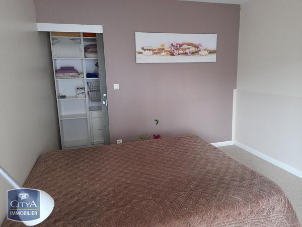 Appartement à louer 2 pièces 54.08m²