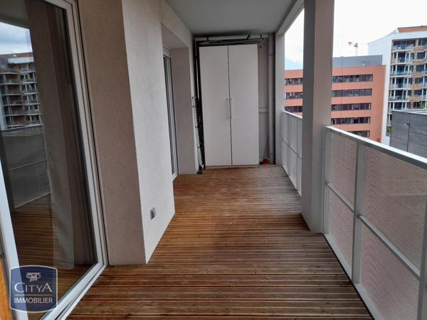 Appartement à louer 2 pièces 54.08m²