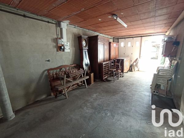 Maison 5 pièces de 150 m² à Châtillon-sur-Thouet (79200)
