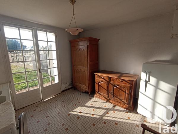 Maison 5 pièces de 150 m² à Châtillon-sur-Thouet (79200)