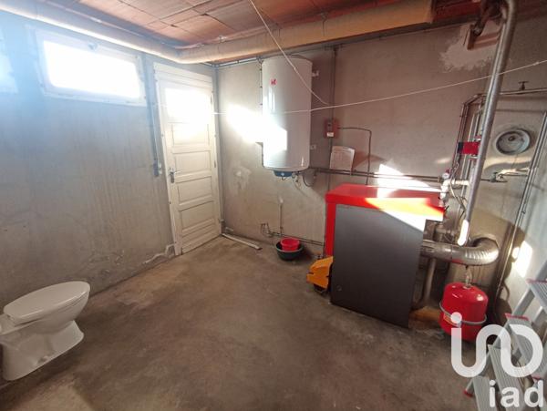 Maison 5 pièces de 150 m² à Châtillon-sur-Thouet (79200)