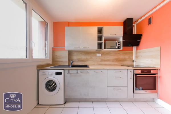 Appartement à vendre 4 pièces 67m² Saint-Cyr-sur-Loire (37540)