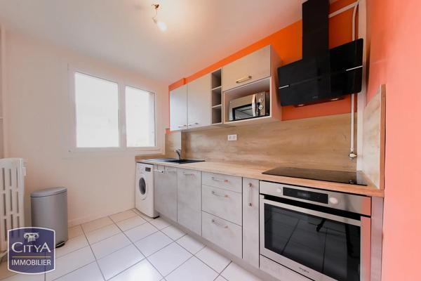 Appartement à vendre 4 pièces 67m² Saint-Cyr-sur-Loire (37540)