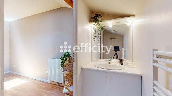 Appartement 5 pièces - 104 m² Bien prestige