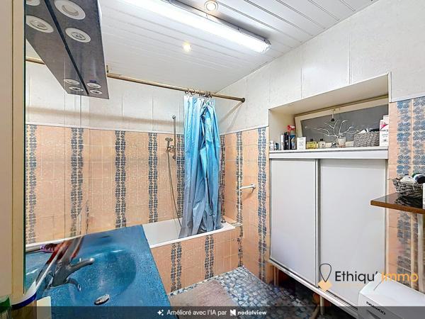 Maison de 125 m² – 3 chambres, dépendances et jardin clos – Travaux à prévoir