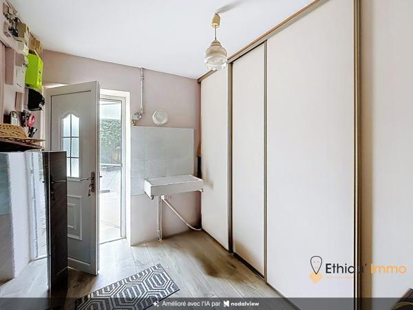 Maison de 125 m² – 3 chambres, dépendances et jardin clos – Travaux à prévoir
