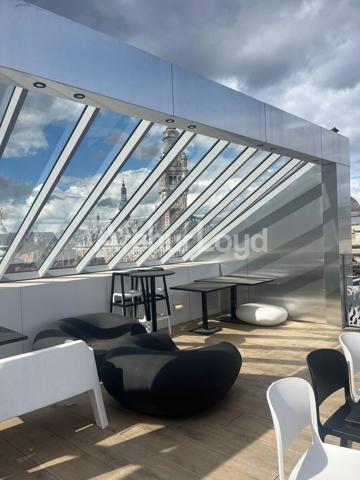 Bureaux d'exception à louer sur la Grand'Place de Lille - Vue panoramique, rooftop et prestations premium