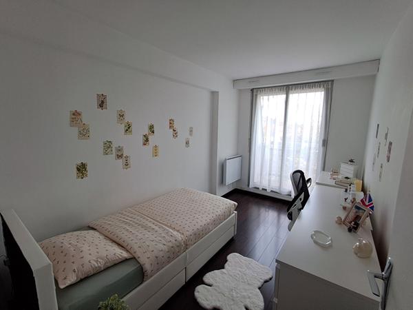 Appartement Livry-gargan 3 pièce(s) 54 m2