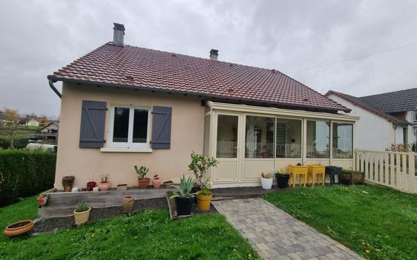 Maison à vendre    3 pièces • 96 m2 Saint-Yrieix-la-Perche