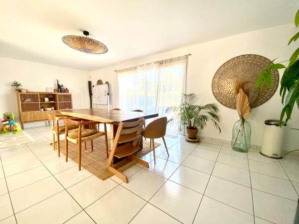 Maison contemporaine de 182²- 5 chambres-DPE B