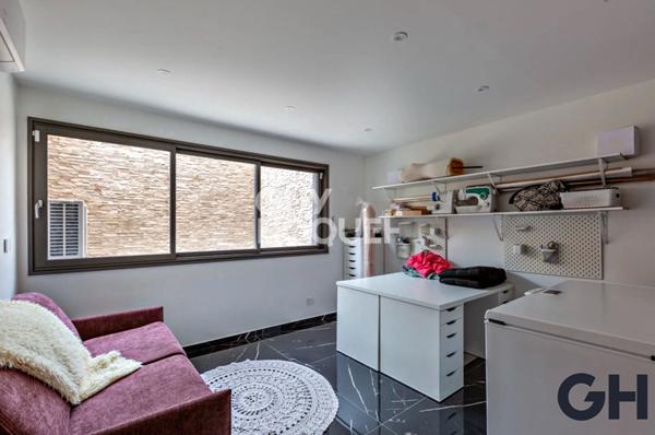 Maison contemporaine - Villeurbanne - 11 pièces, 381m2