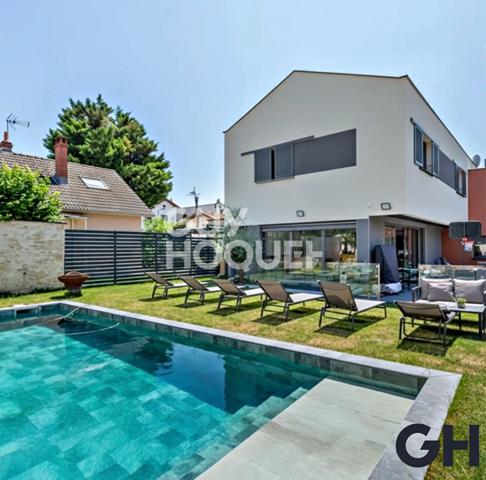 Maison contemporaine - Villeurbanne - 11 pièces, 381m2