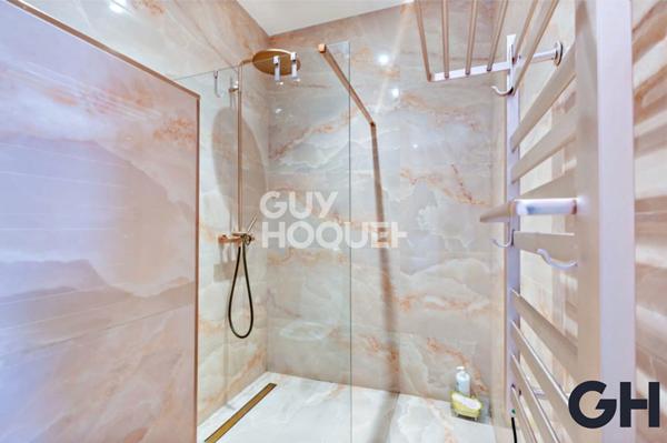 Maison contemporaine - Villeurbanne - 11 pièces, 381m2