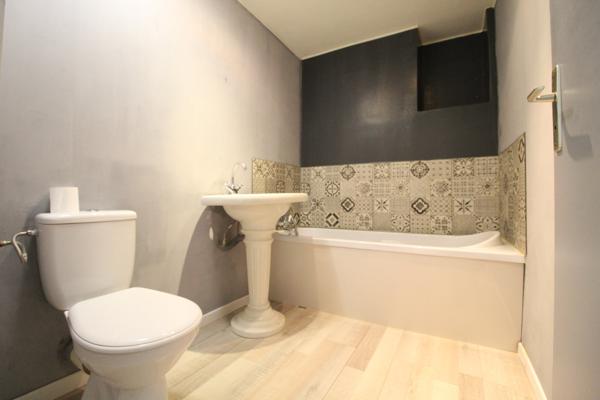 Fayet (12360) Maison en pierre de 159 m² avec jardin, terrasses et vue dégagée