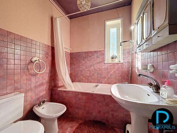 MAISON DE VILLE 3 CHAMBRES, TERRAIN 796 m²