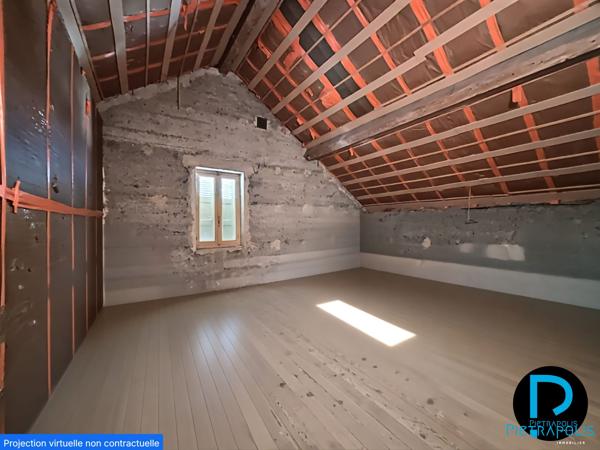 MAISON DE VILLE 3 CHAMBRES, TERRAIN 796 m²