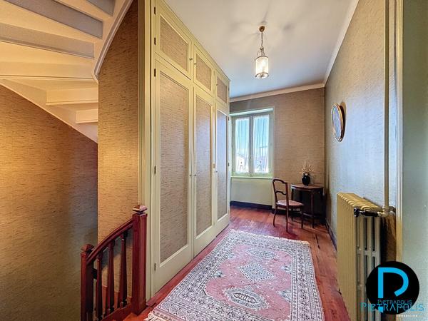 MAISON DE VILLE 3 CHAMBRES, TERRAIN 796 m²